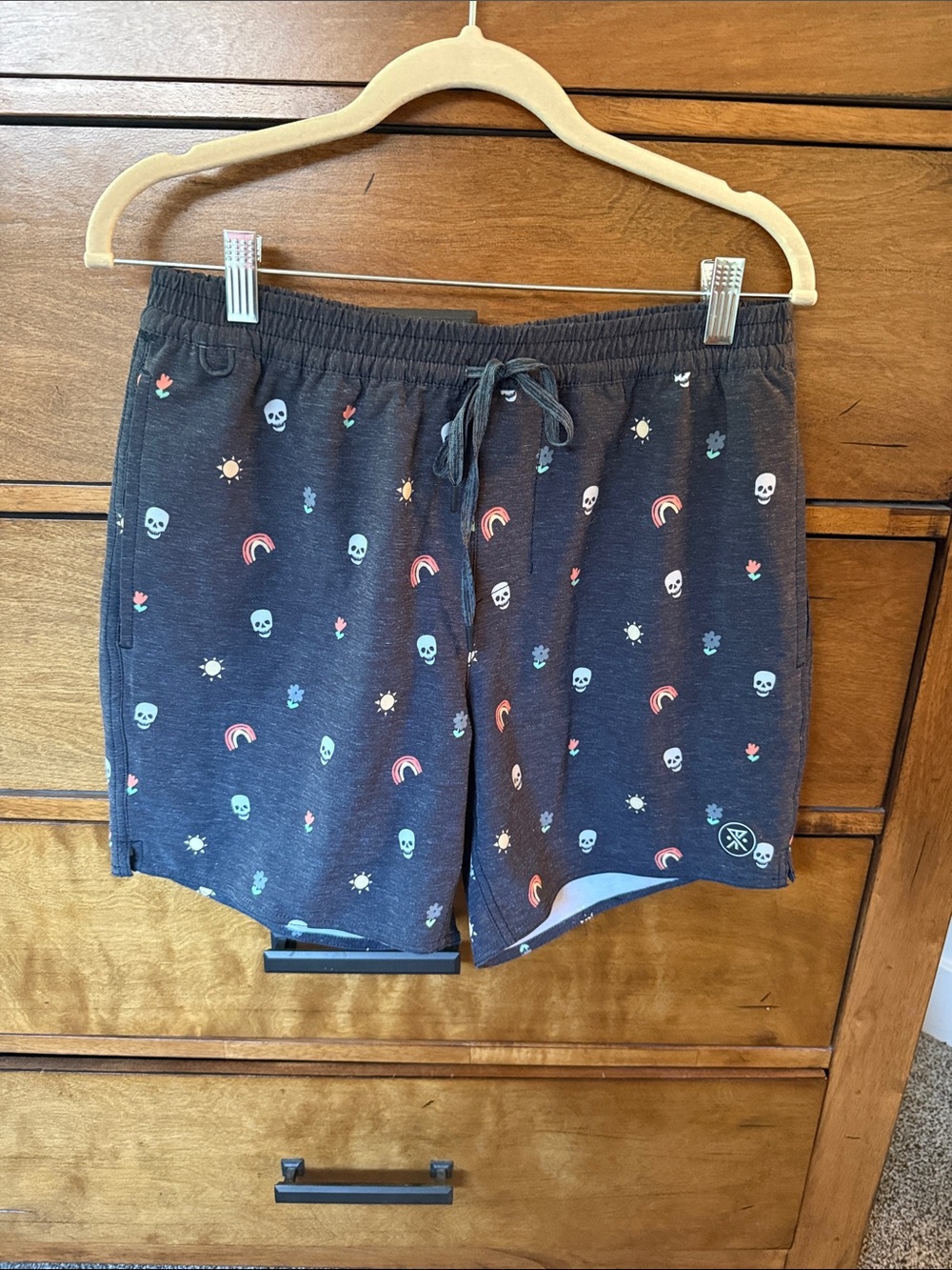 Men’s size small Roark shorts